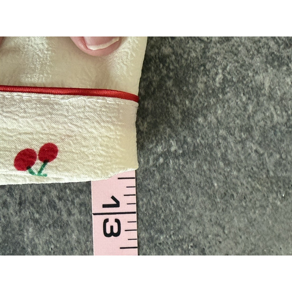 Summer I Turned Pretty Sleep Shorts Pajamas Womens Size Large Cherries Lounge - Picture 7 of 7